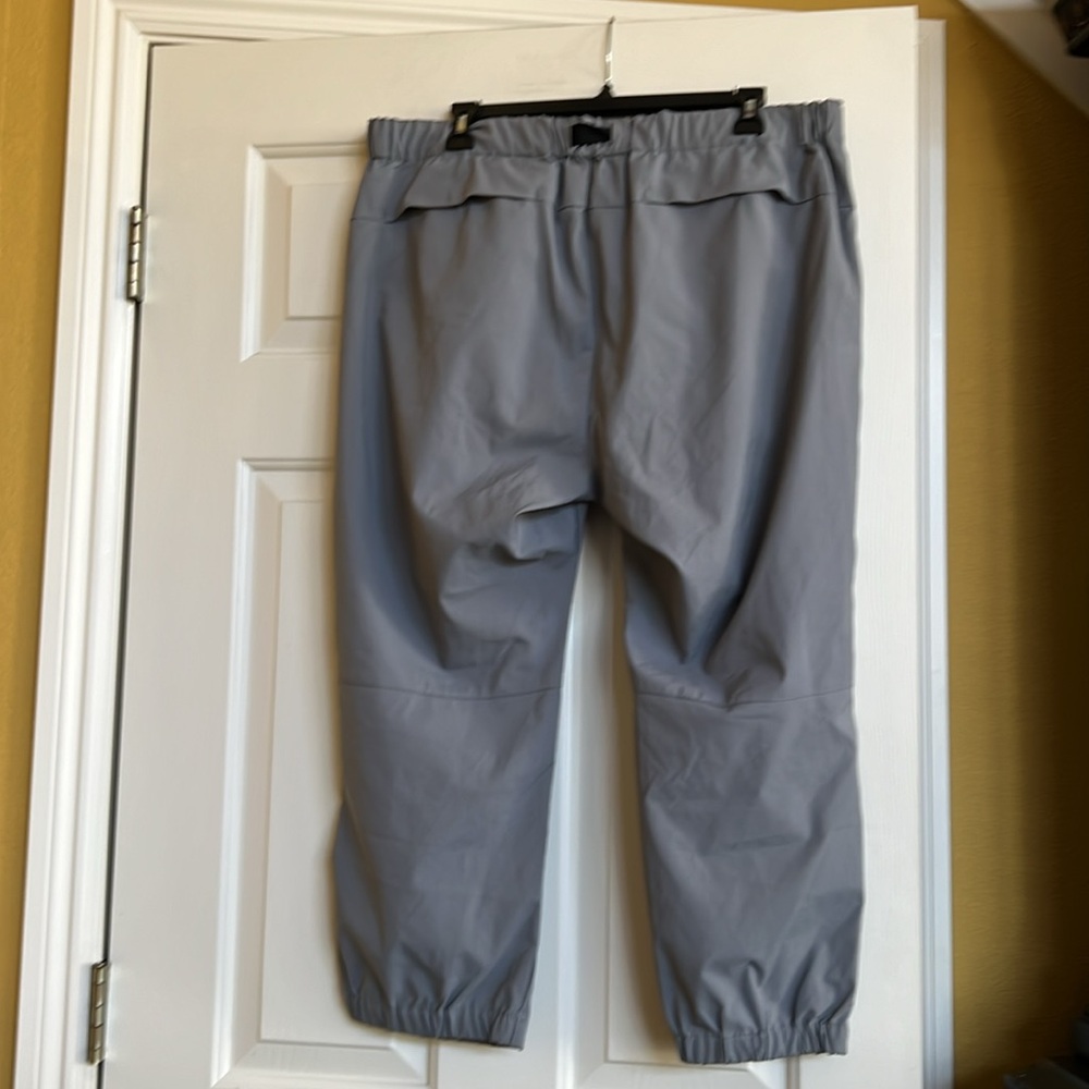 Uniglo jogger pants